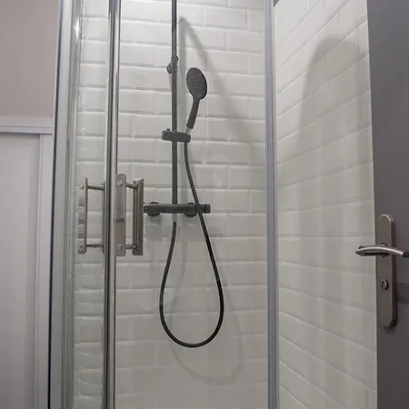 Bellerivois - 5 Min Des Rives Apartment *