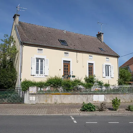 Bellerivois - 5 Min Des Rives Apartment Bellerive-sur-Allier